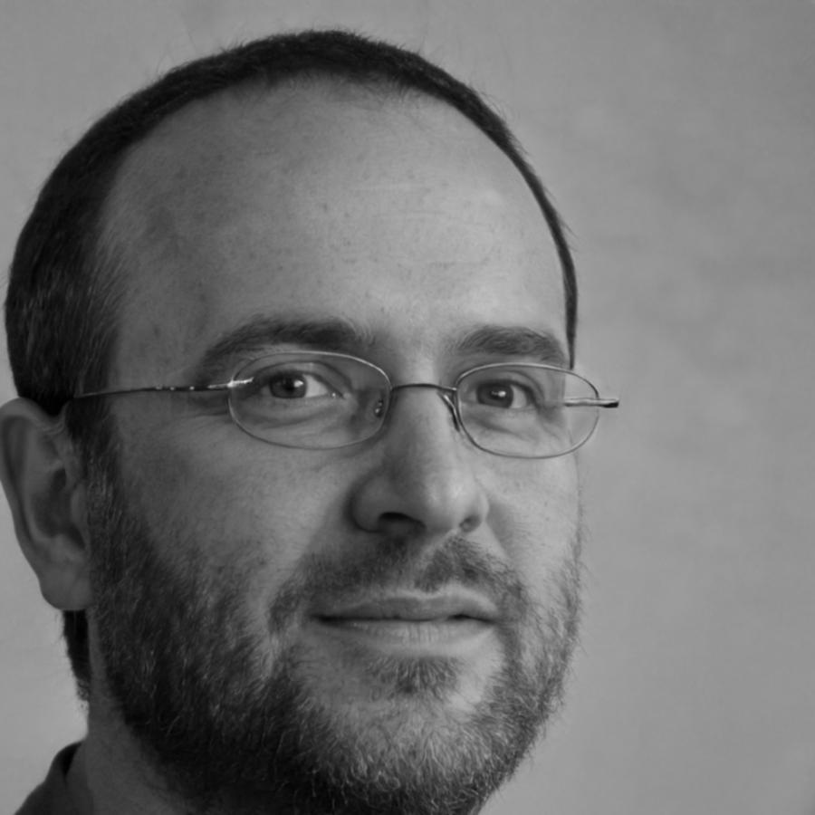 Professional headshot of Magnus Thorsen